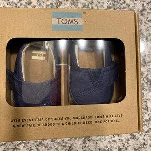 Toms